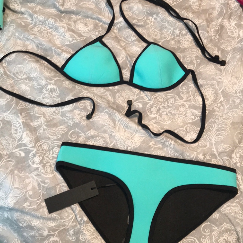 🆕 Triangl bathing suit